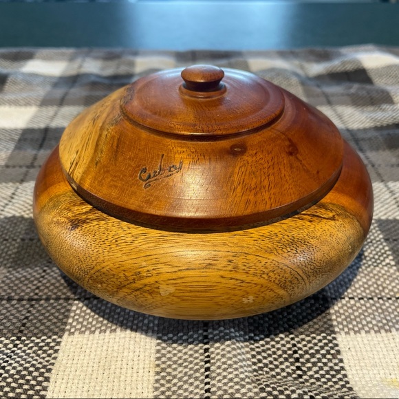 Solid Wood Treasure Bowl - Picture 1 of 9
